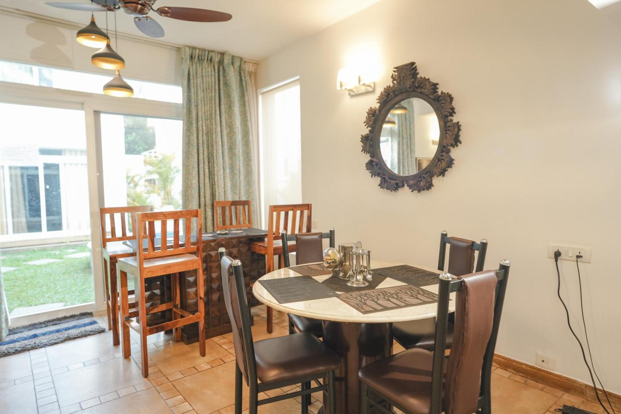Villa M - Jia 3- 3Bhk In Candolim, Pool Facing, Near Beach, Breakfast Included Εξωτερικό φωτογραφία