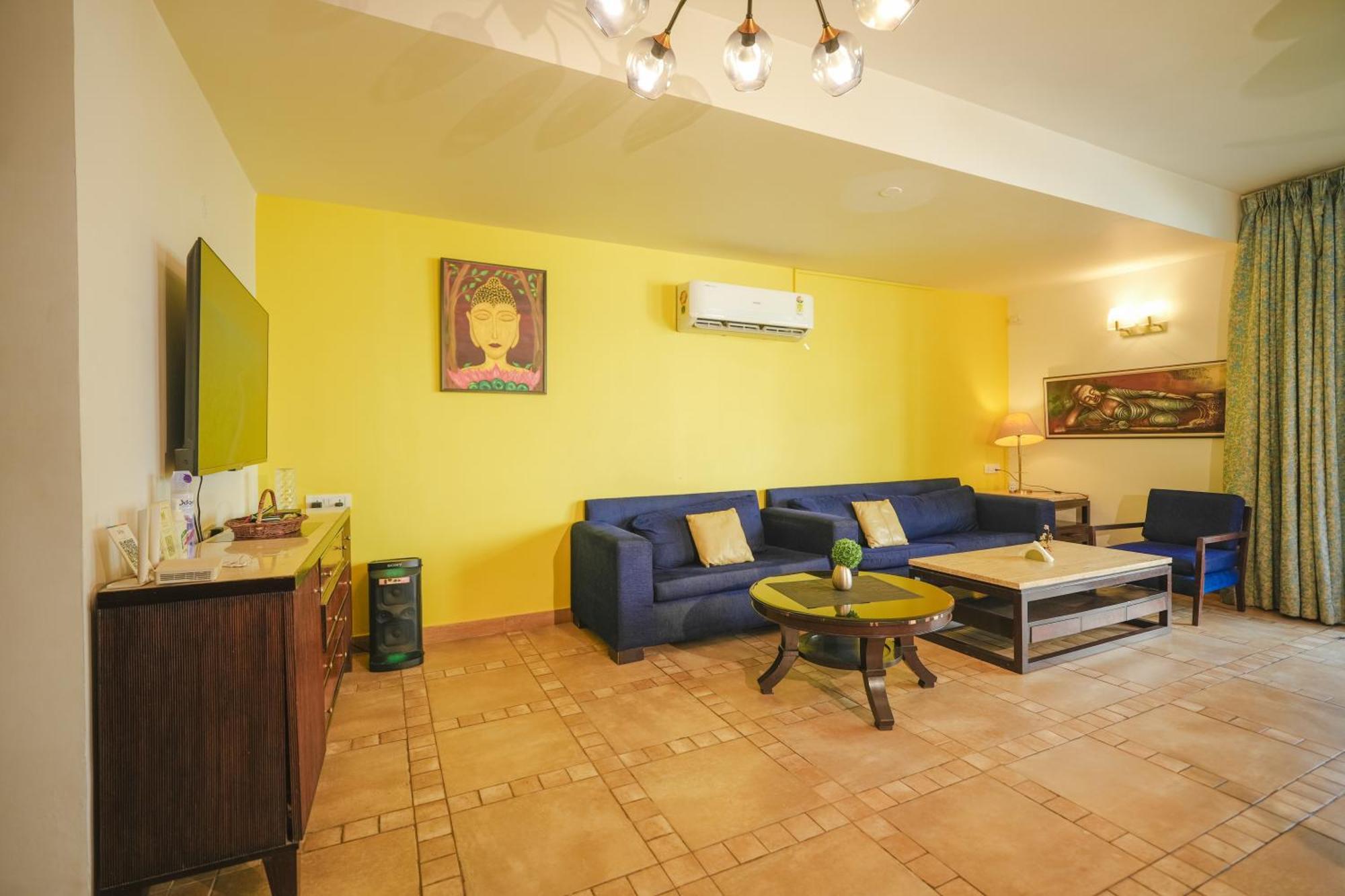 Villa M - Jia 3- 3Bhk In Candolim, Pool Facing, Near Beach, Breakfast Included Εξωτερικό φωτογραφία