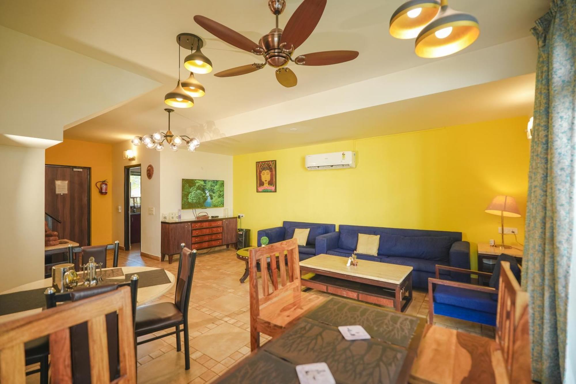 Villa M - Jia 3- 3Bhk In Candolim, Pool Facing, Near Beach, Breakfast Included Εξωτερικό φωτογραφία